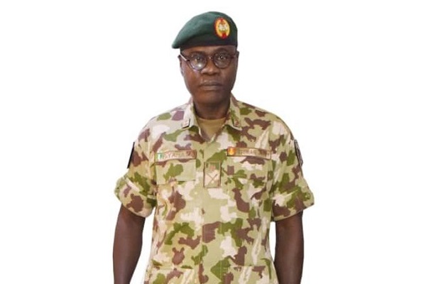 President Buhari Appoints New Chief of Army Staff
